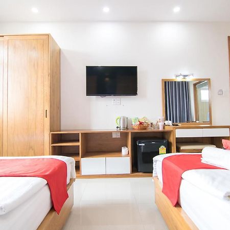 Reddoorz Plus Near Lotte Mart Cong Hoa Bandar Ho Chi Minh Luaran gambar