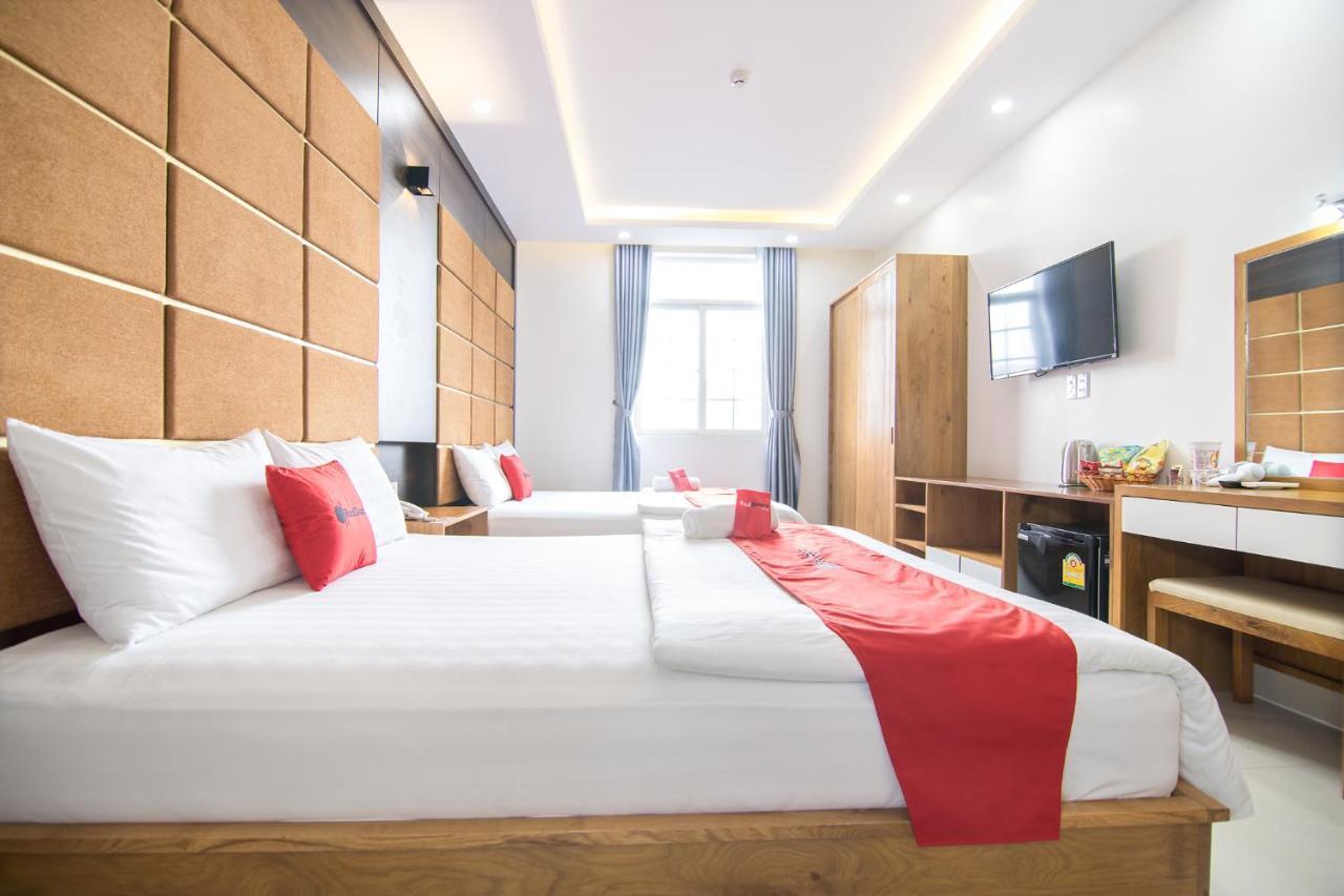 Reddoorz Plus Near Lotte Mart Cong Hoa Bandar Ho Chi Minh Luaran gambar