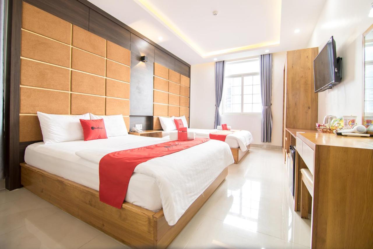 Reddoorz Plus Near Lotte Mart Cong Hoa Bandar Ho Chi Minh Luaran gambar